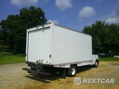 2024 GMC Savana 3500 Cutaway 1WT DRW - zdjęcie 14 z 36 - miniatura