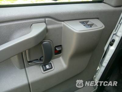 2024 GMC Savana 3500 Cutaway 1WT DRW - zdjęcie 32 z 36 - miniatura