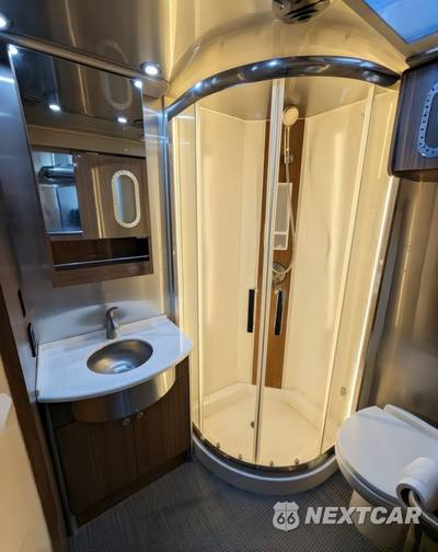2017 Mercedes-Benz Sprinter 3500XD Cab Chassis DRW - zdjęcie 22 z 29 - miniatura