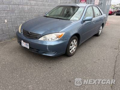 2002 Toyota Camry LE - zdjęcie 27 z 38 - miniatura