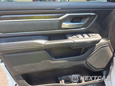 2021 Ram 1500 Big Horn Crew Cab Short Bed - zdjęcie 9 z 24 - miniatura