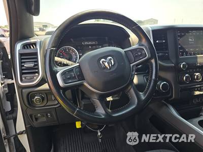 2021 Ram 1500 Big Horn Crew Cab Short Bed - zdjęcie 10 z 24 - miniatura