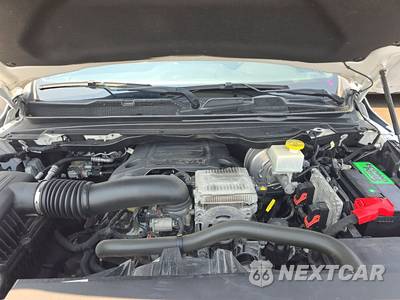 2021 Ram 1500 Big Horn Crew Cab Short Bed - zdjęcie 15 z 24 - miniatura