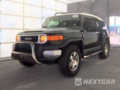 2007 Toyota FJ Cruiser w/Rear Doors