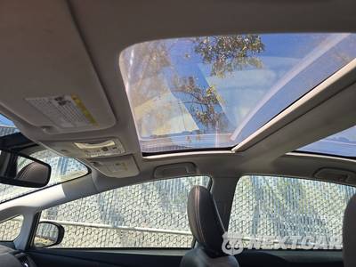 2015 Toyota Prius v Five - zdjęcie 20 z 23 - miniatura