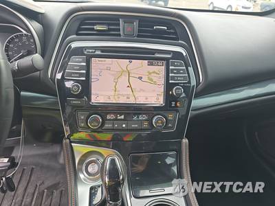 2023 Nissan Maxima SR - zdjęcie 11 z 28 - miniatura