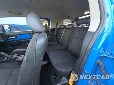 2007 Toyota FJ Cruiser w/Rear Doors - zdjęcie 13 z 49 - miniatura