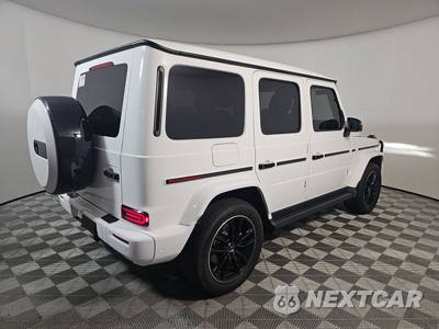2025 Mercedes-Benz G 550 4MATIC - zdjęcie 4 z 21 - miniatura
