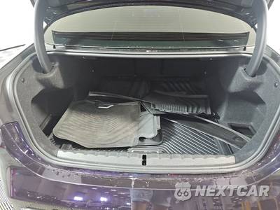 2025 BMW M4 Competition xDrive Coupe - zdjęcie 16 z 23 - miniatura