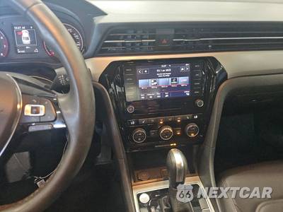 2022 Volkswagen Passat 2.0T SE - zdjęcie 11 z 27 - miniatura