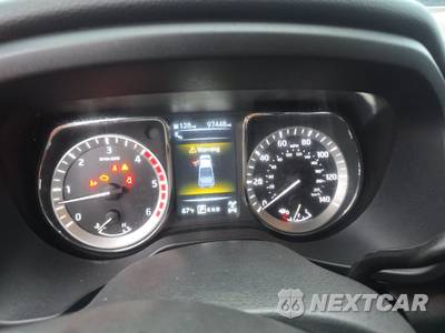 2018 Nissan TITAN XD SL Crew Cab Medium Bed - zdjęcie 12 z 30 - miniatura