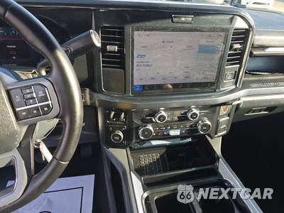 2025 Ford Super Duty F-250 Lariat Crew Cab Medium Bed - zdjęcie 11 z 18 - miniatura