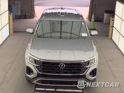 2025 Volkswagen Atlas Cross Sport 2.0T SE w/Technology - zdjęcie 2 z 26 - miniatura