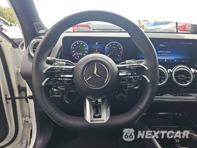 2025 Mercedes-Benz AMG GLB 35 4MATIC - zdjęcie 10 z 22 - miniatura