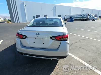 2025 Nissan Versa SV - zdjęcie 5 z 11 - miniatura