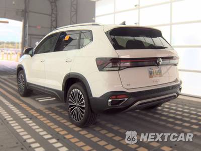 2025 Volkswagen Taos SE - zdjęcie 6 z 21 - miniatura