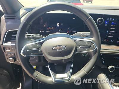 2025 Chevrolet Suburban Z71 2Z7 - zdjęcie 10 z 26 - miniatura