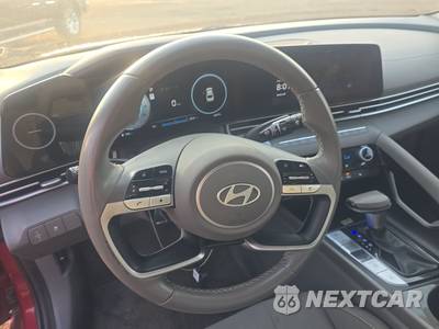 2025 Hyundai Elantra SEL Convenience - zdjęcie 10 z 17 - miniatura
