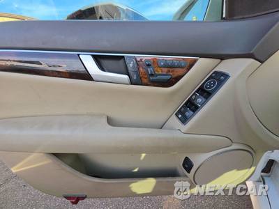 2014 Mercedes-Benz C 250 Sedan - zdjęcie 9 z 23 - miniatura
