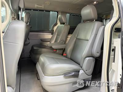 2012 Volkswagen Routan SE 121.2" WB - zdjęcie 7 z 24 - miniatura