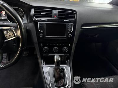 2016 Volkswagen Golf GTI S Hatchback - zdjęcie 21 z 23 - miniatura
