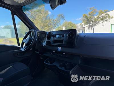 2019 Mercedes-Benz Sprinter 2500 Cargo Van High Roof 170.0" WB - zdjęcie 19 z 29 - miniatura