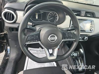 2021 Nissan Versa SV - zdjęcie 10 z 19 - miniatura