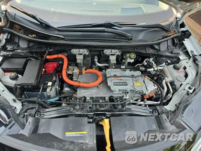 2024 Nissan Ariya PLATINUM+ e-4ORCE - zdjęcie 17 z 26 - miniatura