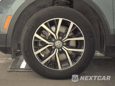 2021 Volkswagen Tiguan SE - zdjęcie 9 z 40 - miniatura