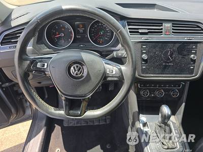 2021 Volkswagen Tiguan SE - zdjęcie 17 z 40 - miniatura