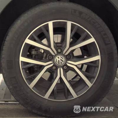 2021 Volkswagen Tiguan SE - zdjęcie 30 z 40 - miniatura