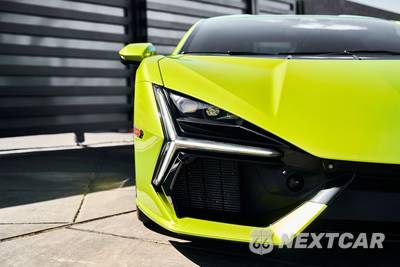2025 Lamborghini Revuelto - zdjęcie 9 z 50 - miniatura