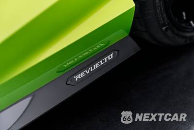 2025 Lamborghini Revuelto - zdjęcie 40 z 50 - miniatura