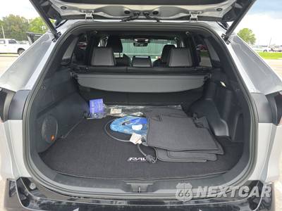 2023 Toyota RAV4 Prime XSE - zdjęcie 16 z 24 - miniatura
