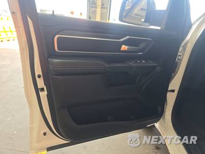 2023 Ram 1500 Big Horn Crew Cab Medium Bed - zdjęcie 9 z 24 - miniatura