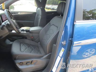 2025 Volkswagen Atlas Cross Sport 2.0T SE w/Technology - zdjęcie 6 z 27 - miniatura