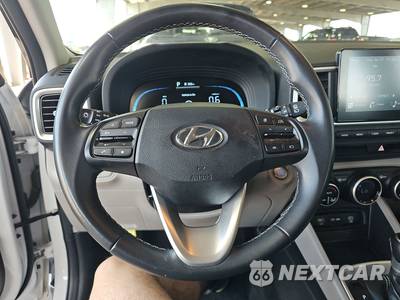 2025 Hyundai Venue SEL - zdjęcie 10 z 30 - miniatura