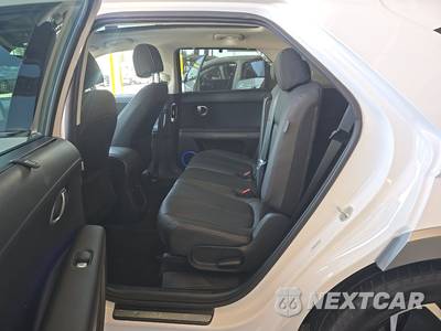 2024 Hyundai IONIQ 5 Limited - zdjęcie 13 z 28 - miniatura