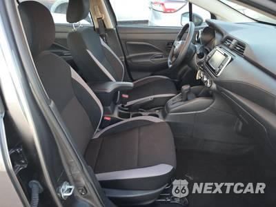 2025 Nissan Versa S - zdjęcie 8 z 33 - miniatura
