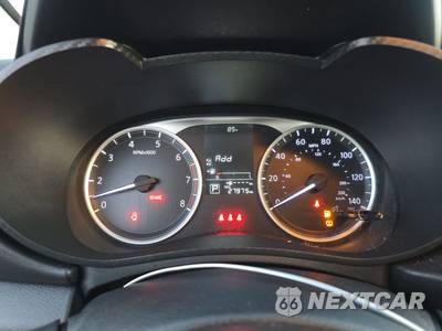 2025 Nissan Versa S - zdjęcie 12 z 33 - miniatura