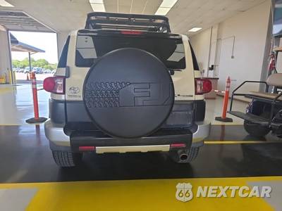2008 Toyota FJ Cruiser w/Rear Doors - zdjęcie 5 z 16 - miniatura