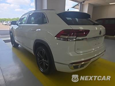 2022 Volkswagen Atlas Cross Sport 2.0T SEL R-Line - zdjęcie 6 z 17 - miniatura