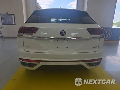 2022 Volkswagen Atlas Cross Sport 2.0T SEL R-Line - zdjęcie 5 z 17 - miniatura
