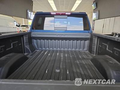 2022 GMC Sierra 2500HD SLT Crew Cab Medium Bed 4SA - zdjęcie 13 z 17 - miniatura