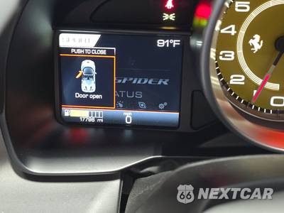 2023 Ferrari F8 Spider Convertible - zdjęcie 12 z 16 - miniatura