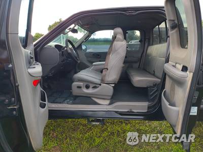 2003 Ford F-150 XL Extended Cab Medium Bed w/Rear Doors - zdjęcie 7 z 44 - miniatura