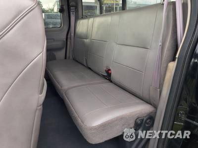 2003 Ford F-150 XL Extended Cab Medium Bed w/Rear Doors - zdjęcie 12 z 44 - miniatura