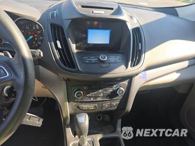 2017 Ford Escape SE - zdjęcie 11 z 37 - miniatura