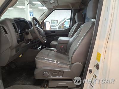 2016 Nissan NV2500 HD Cargo SL Standard Roof 146.1" WB - zdjęcie 7 z 17 - miniatura