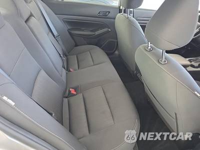 2025 Nissan Altima SV - zdjęcie 19 z 27 - miniatura